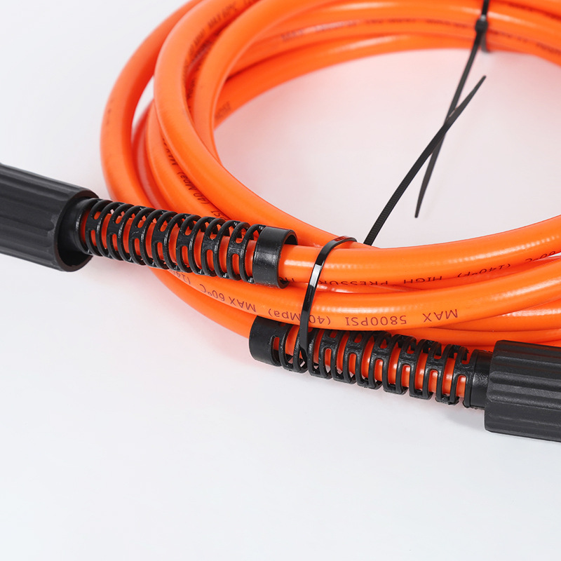 Currus baptismata apparatus princeps pressura gerunt, repugnant aquae pipe caligarum